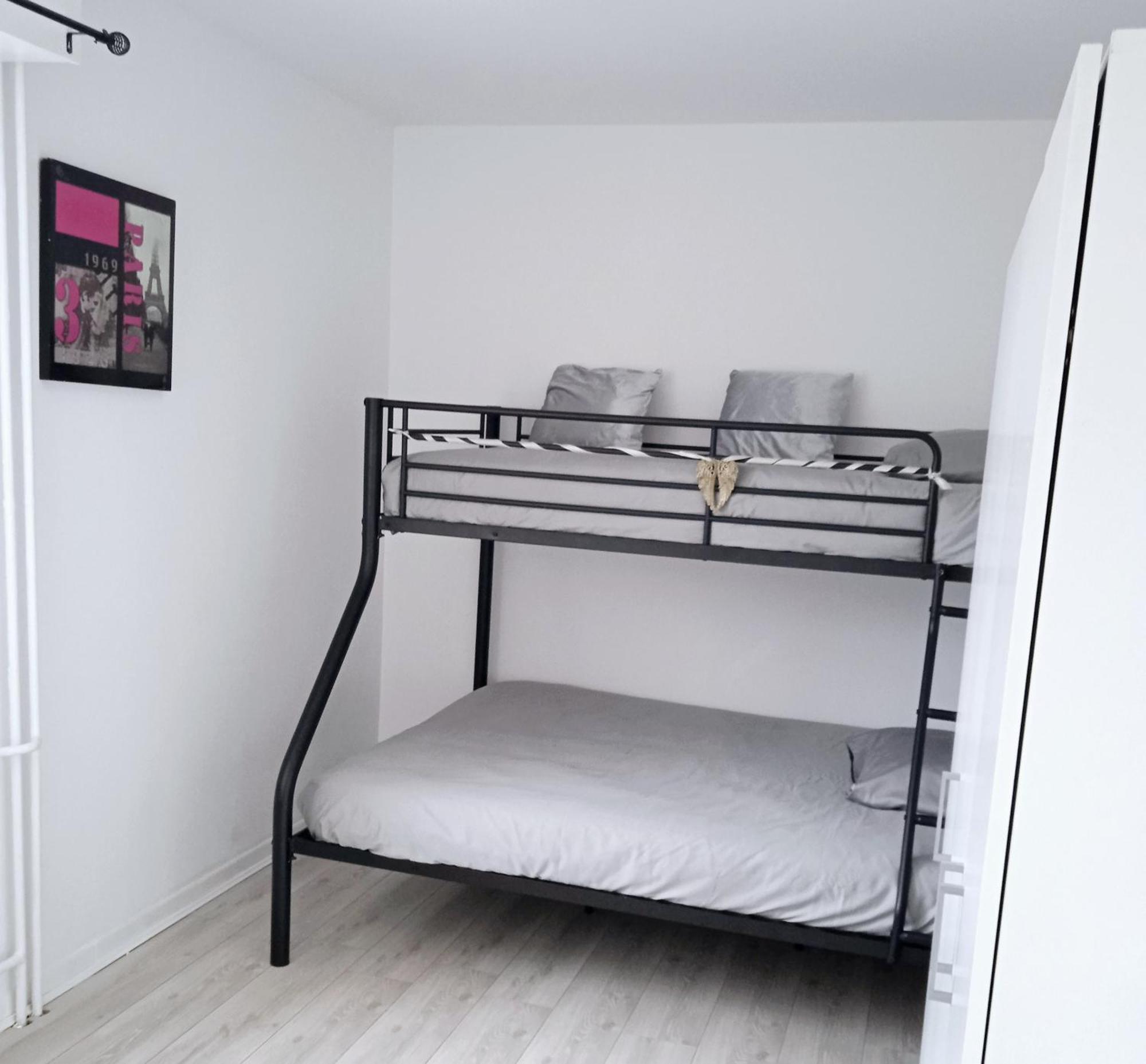 Logement Dans Residence - A 10 Km Du Centre Ville Et A 5 Minute Du Parlement Europeen Avec Parking Gratuit Hoenheim Exterior foto